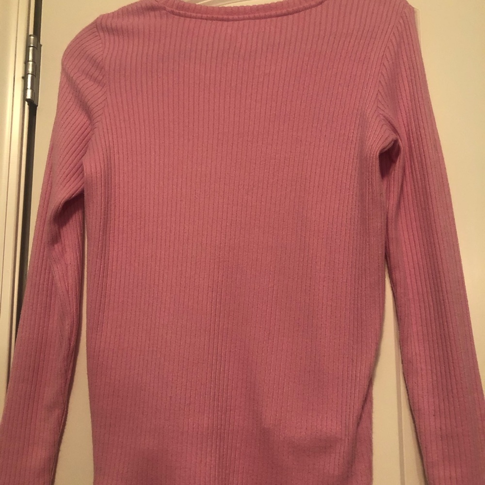 American Eagle baby pink long sleeved shirt